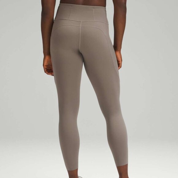 BNWT Lululemon Fast and Free High-Rise Tight 25" Carbon Dust - size 2 - Picture 3 of 10